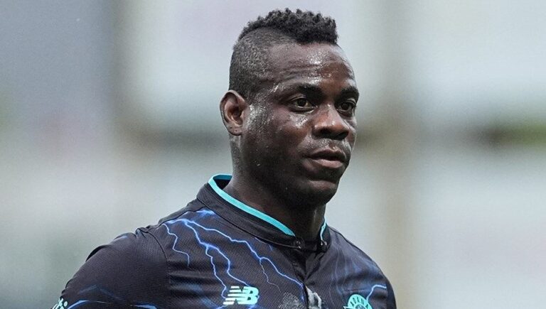 mario-balotelli-super-lige-geri-donuyor-kulube-haber-gonderdi-7WsGZQ44.jpg