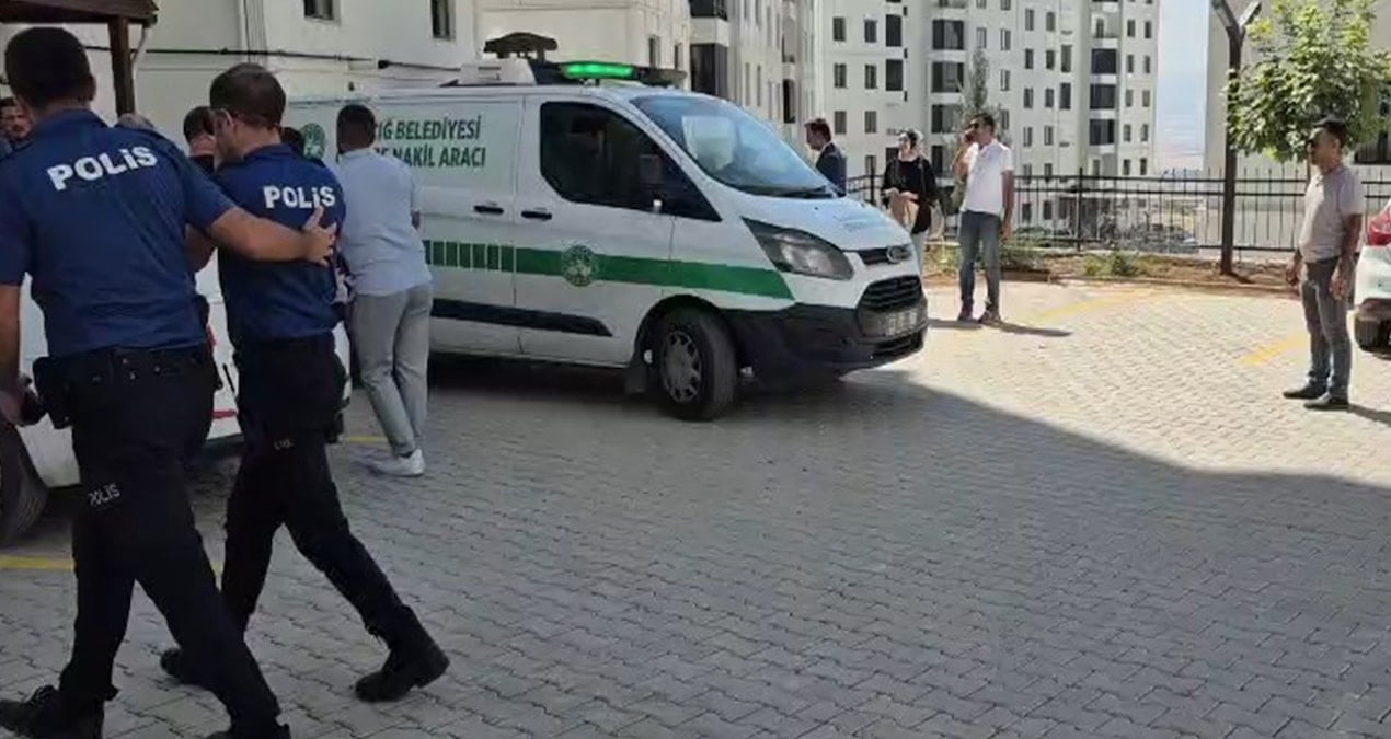 evde karisiyla yakaladigi jandarmayi oldurmustu baskomiserin esinin ifadesi ortaya cikti beyvTsNl