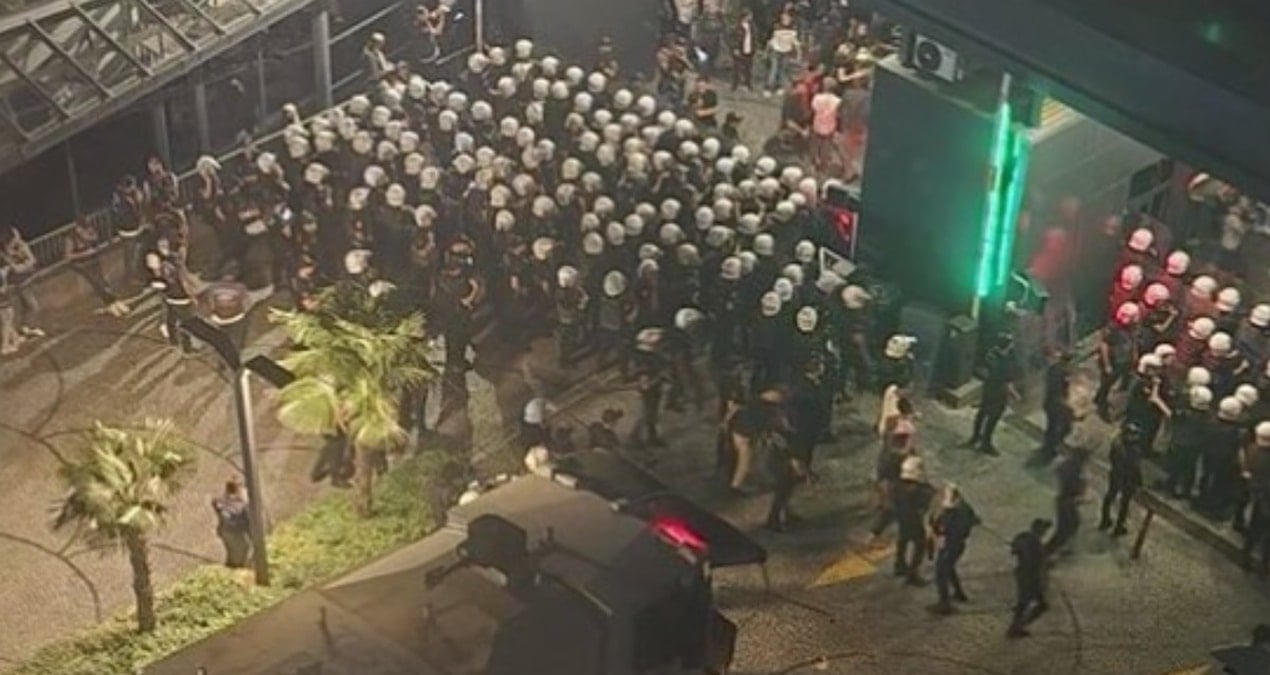 istanbul barosudan polis ablukasi sonrasi sert aciklama QDsHZk3i