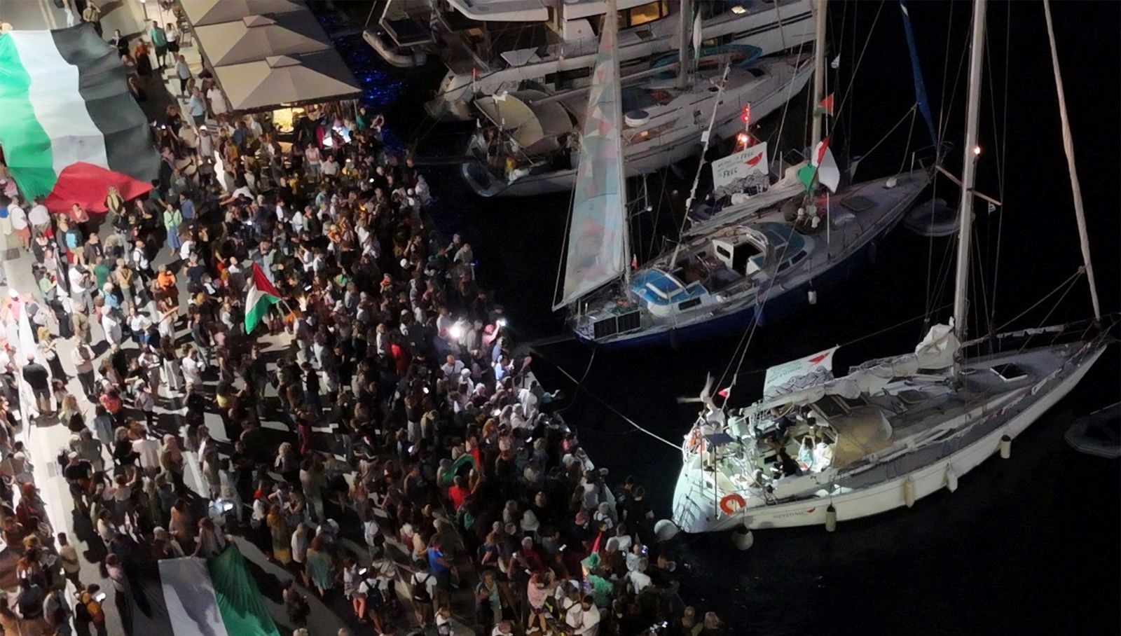 yunan gemileri gazzeye gidiyor IXztlt8m