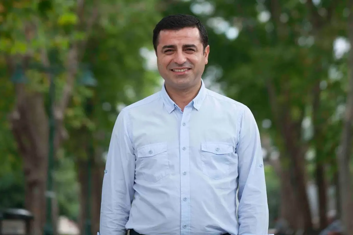 bahceliden sonra bir demirtas cikisi daha partinin agir topu net konustu 4KSGQIys.jpg