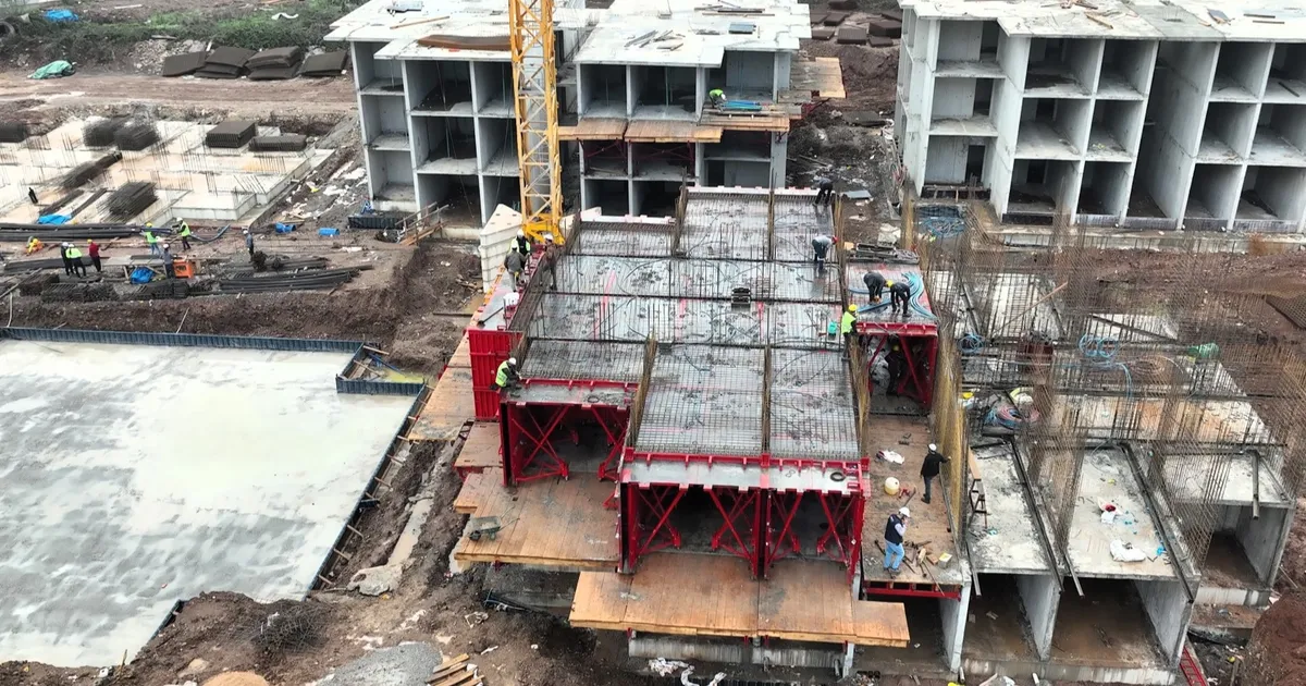 kartepe kent konut evlerinde yogun tempo KvqW3P7G.webp